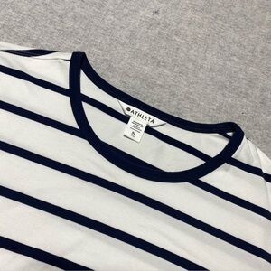 Athleta Top Womens Extra Large White Navy Blue Striped Athleisure Sporty XL
